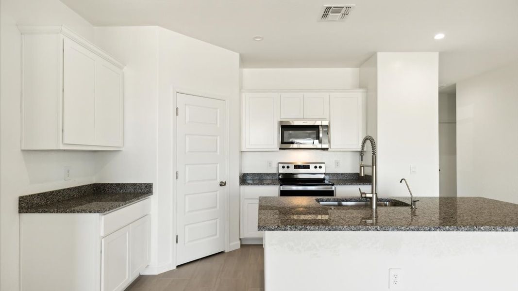 Furnished interior view inside a new home in Sorrento, Maricopa (Image 7).