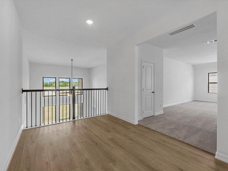 Spacious, unfurnished interior of a new home in Katy Lakes, Katy (Image 13).