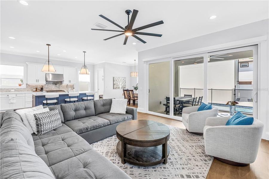 Furnished interior view inside a new home in , St. Petersburg (Image 37).