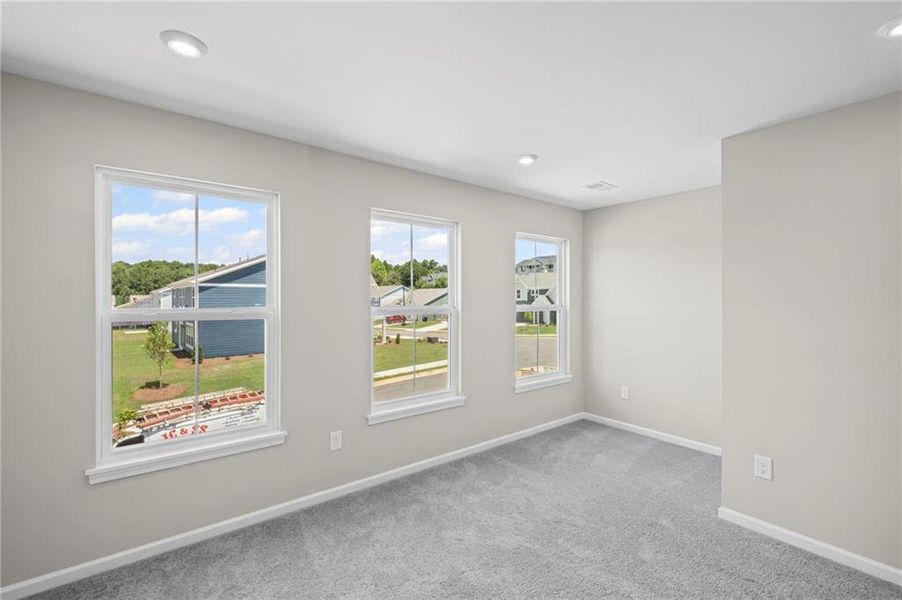 Spacious, unfurnished interior of a new home in Sage Woods, Dallas (Image 16).