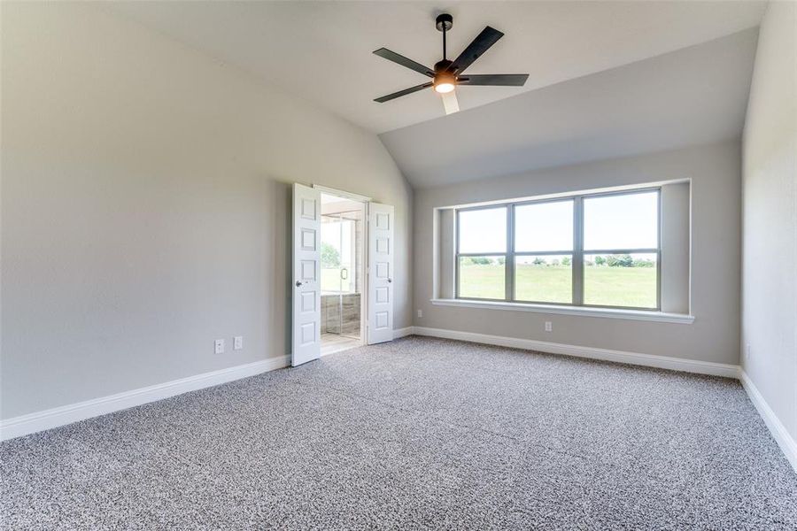 Spacious, unfurnished interior of a new home in , Collinsville (Image 8).
