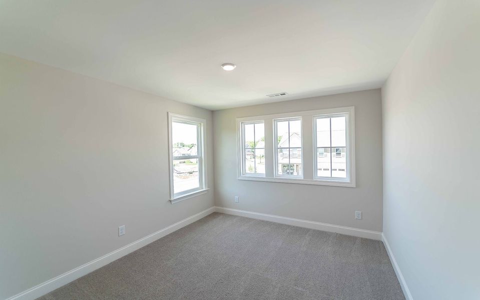 Spacious, unfurnished interior of a new home in The Retreat at Norman Farm, Hendersonville (Image 20).