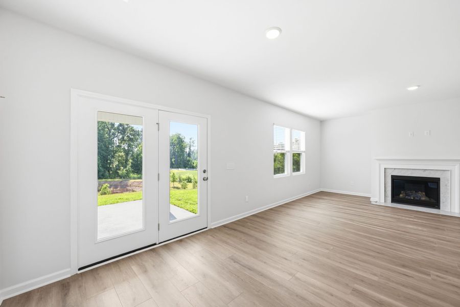 Spacious, unfurnished interior of a new home in Grand Arbor, Blythewood (Image 13).