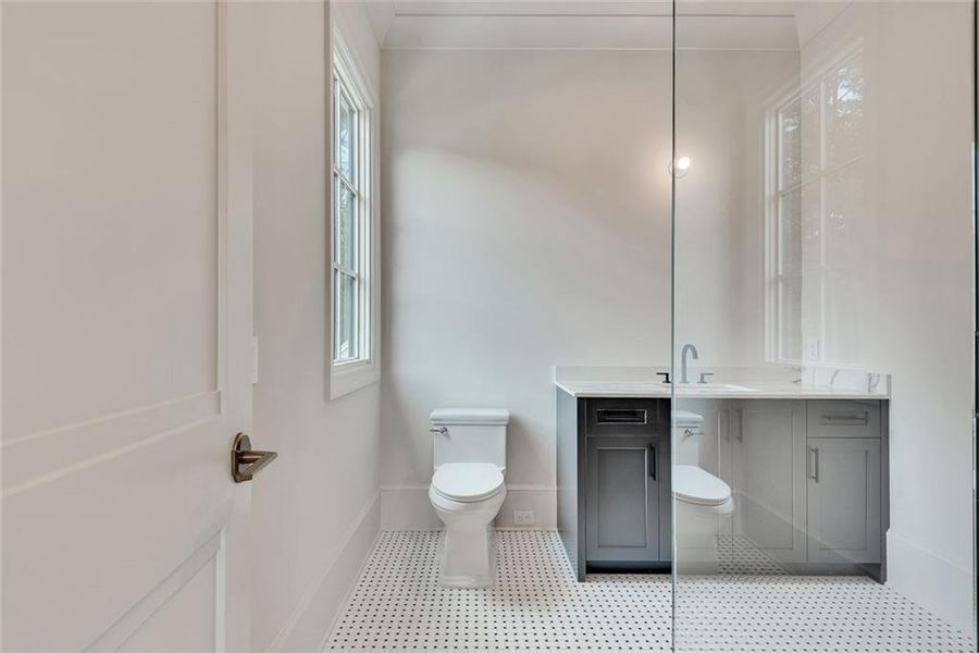 Furnished interior view inside a new home in , Alpharetta (Image 44).