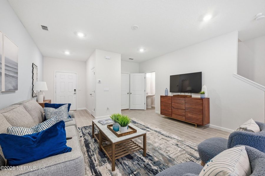 Furnished interior view inside a new home in , Middleburg (Image 17).