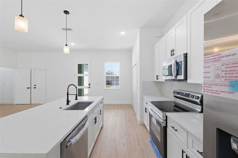 Furnished interior view inside a new home in , Ocala (Image 8).
