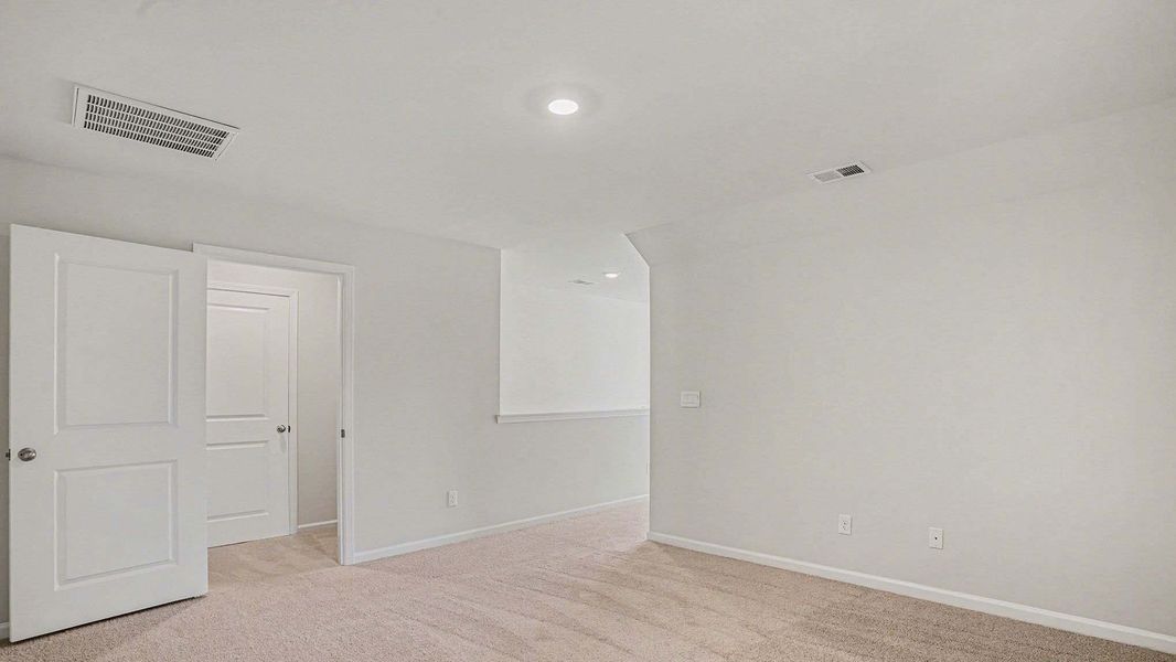 Spacious, unfurnished interior of a new home in Preserve at Cypress Commons, Conway (Image 13).