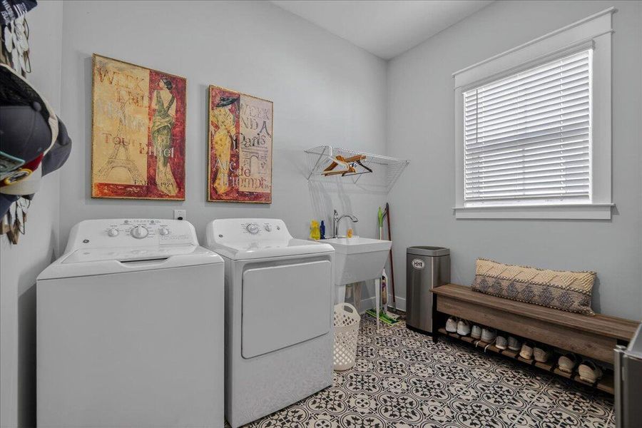 Furnished interior view inside a new home in , Summerville (Image 62).