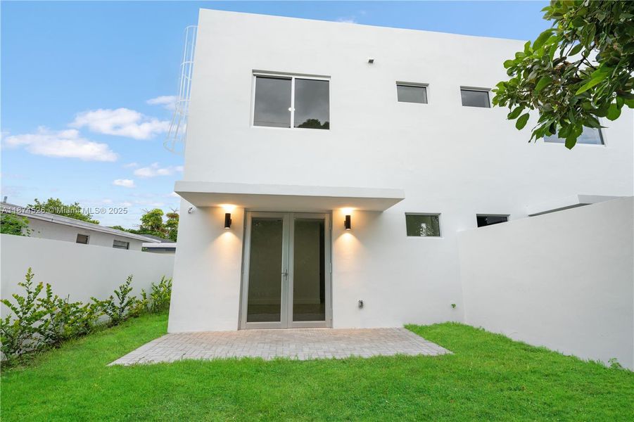 Front exterior of a new home in , Miami, FL, highlighting curb appeal (Image 26).