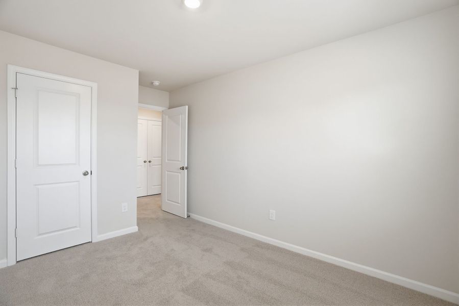 Spacious, unfurnished interior of a new home in Hunters Branch Townhomes, Hopkins (Image 14).