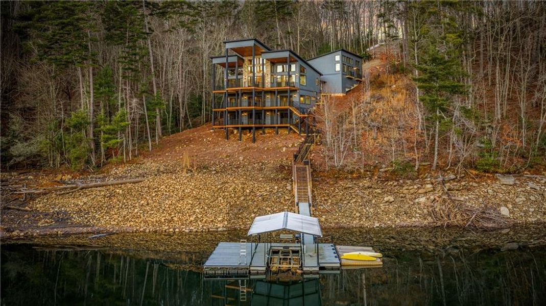 Image 89 of a home in .