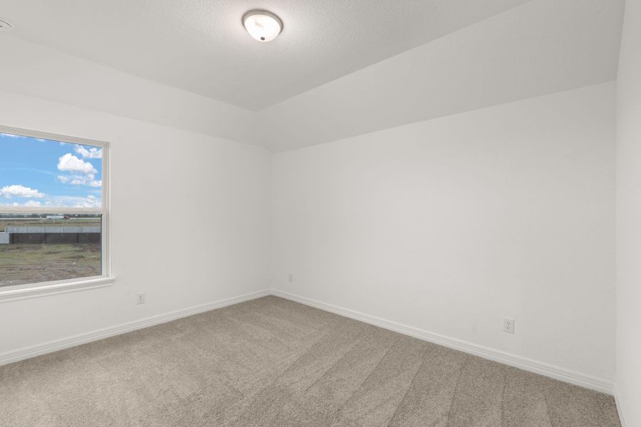 Note: Sample product photo. Actual exterior and interior selections may vary by homesite. Photo may be virtually staged