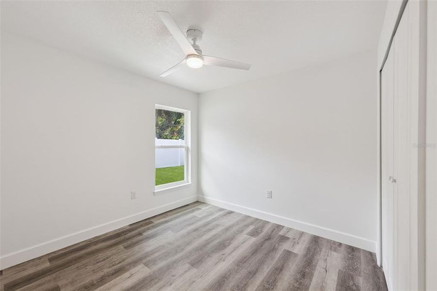 Spacious, unfurnished interior of a new home in , Deland (Image 7).