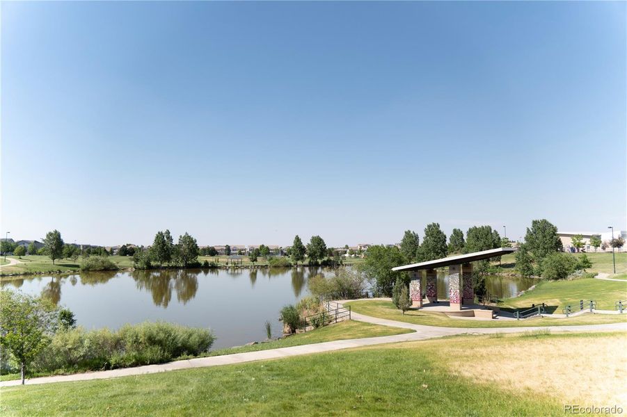 Community amenities in , Aurora (Image 24).