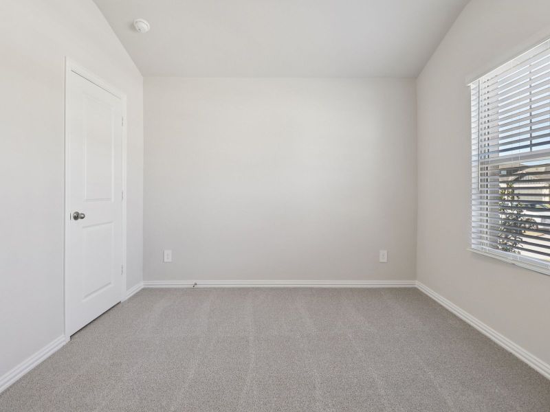 Spacious, unfurnished interior of a new home in River Ridge, Crandall (Image 12).