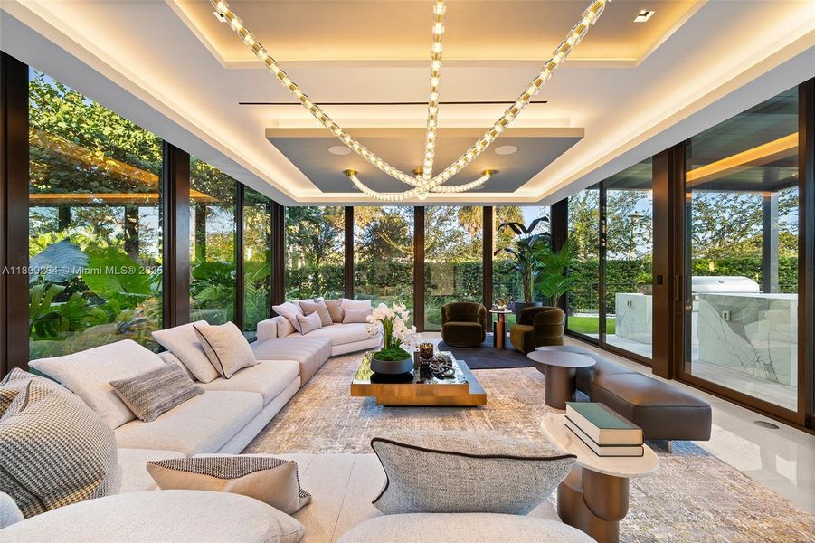 Exterior details and patio area of a home in , Miami (Image 19).