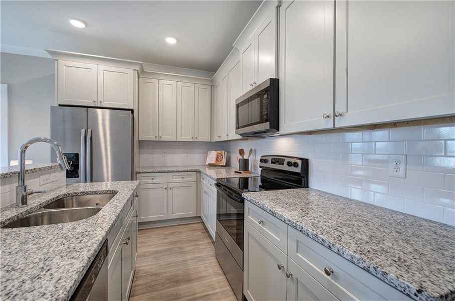 Furnished interior view inside a new home in , Cartersville (Image 7).