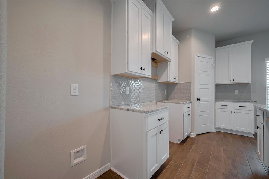 Furnished interior view inside a new home in Woodland Lakes, Huffman (Image 5).