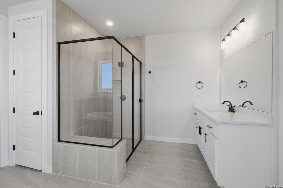 Furnished interior view inside a new home in Meyer Ranch, New Braunfels (Image 7). Furnished interior view inside a new home in Meyer Ranch, New Braunfels (Image 7).