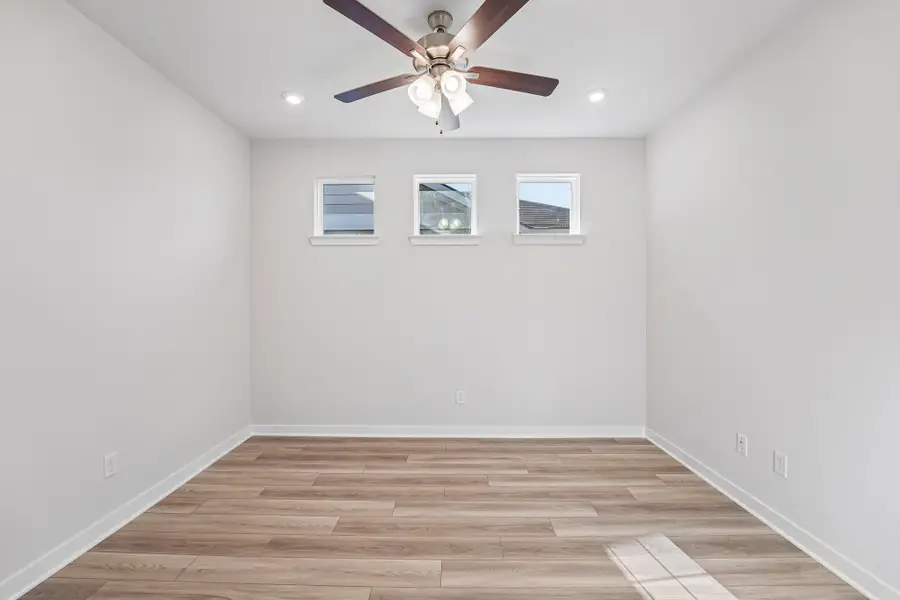 Spacious, unfurnished interior of a new home in Hills of Westwood, Temple (Image 12).
