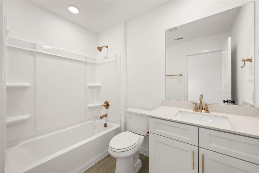 665 Tyronza- Bathroom-1
