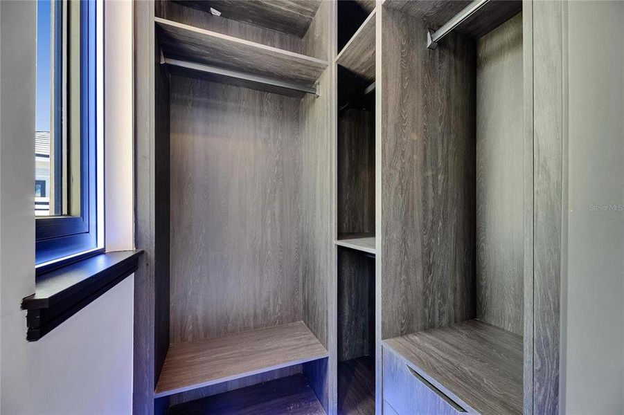 Image 45 of a home in .