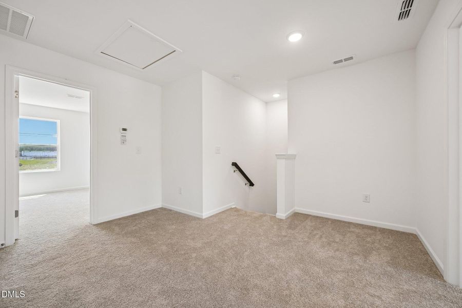 33-web-or-mls-Mirth Ct-S1905-033