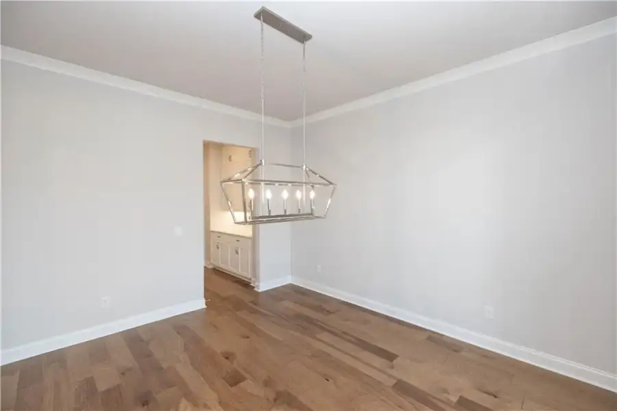 Spacious, unfurnished interior of a new home in Aberdeen, Hoschton (Image 23).