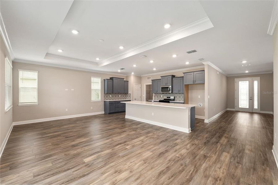 Spacious, unfurnished interior of a new home in , Ocala (Image 43).