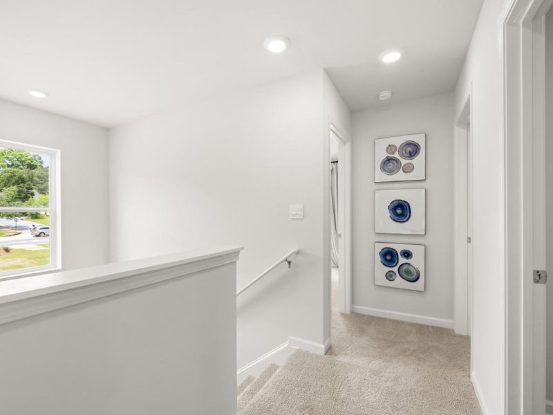 Spacious, unfurnished interior of a new home in Oaks at Cedar Grove, Fairburn (Image 19).