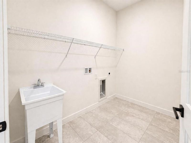 Spacious, unfurnished interior of a new home in , Citrus Springs (Image 21). Spacious, unfurnished interior of a new home in , Citrus Springs (Image 21).