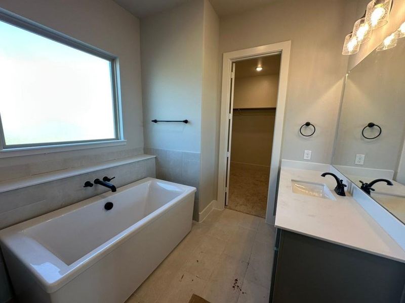 Image 25 of a home in Fannin Ranch.