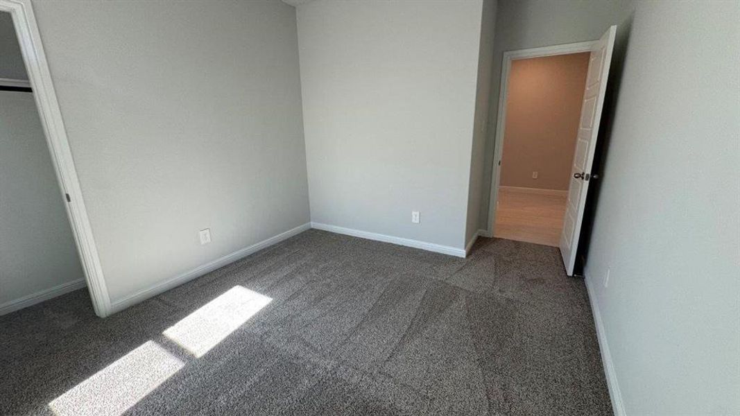 Spacious, unfurnished interior of a new home in Monarch at the Meadows, Ponder (Image 10).