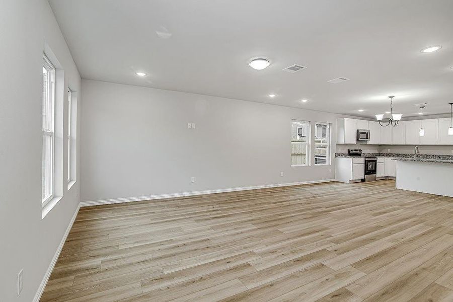 Spacious, unfurnished interior of a new home in , Fort Worth (Image 22).