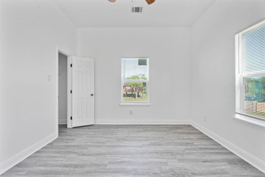 Spacious, unfurnished interior of a new home in , Hitchcock (Image 3). Spacious, unfurnished interior of a new home in , Hitchcock (Image 3).