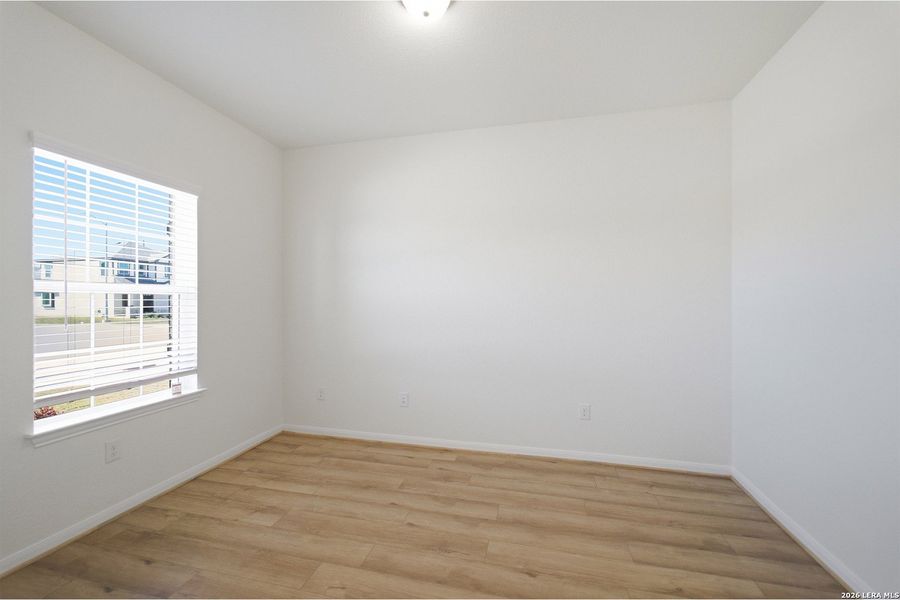 Spacious, unfurnished interior of a new home in Hickory Ridge, Elmendorf (Image 24).