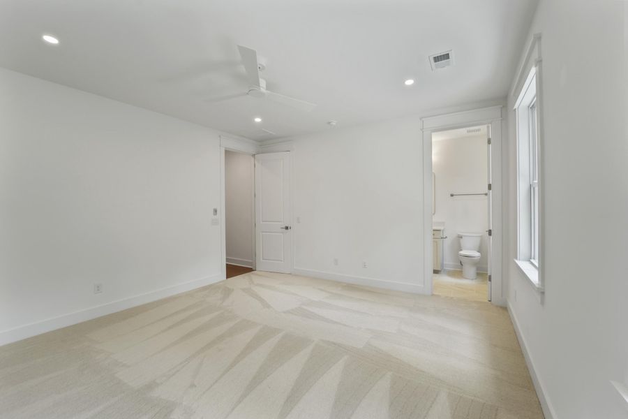 Image 63 of a home in .