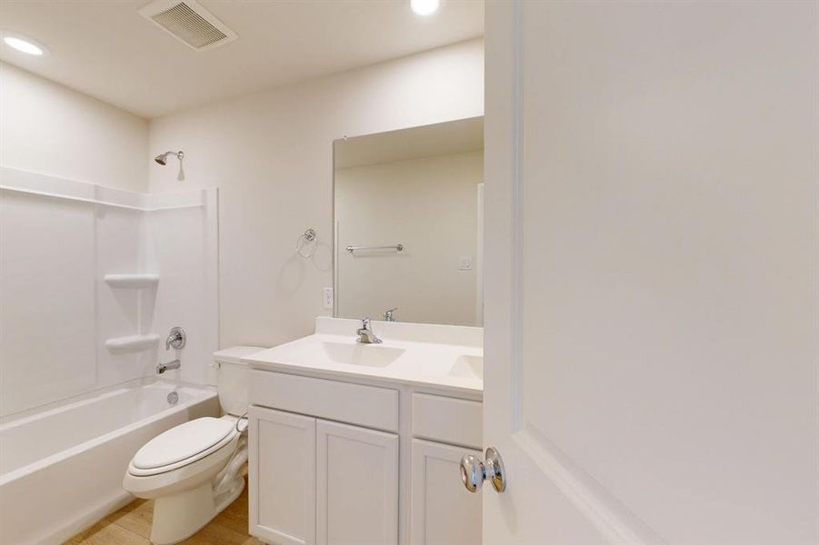 Furnished interior view inside a new home in Mobberly Farms, Pilot Point (Image 11).