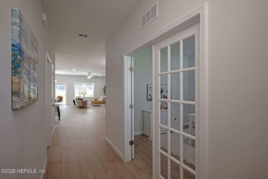 Spacious, unfurnished interior of a new home in , Jacksonville (Image 23).