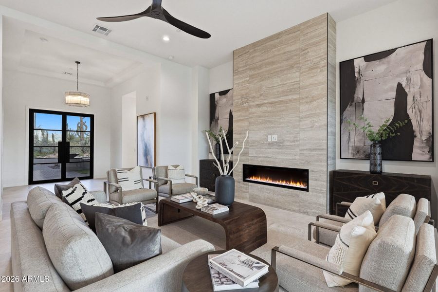 B (04) Model Living Room B (04) Model Living Room