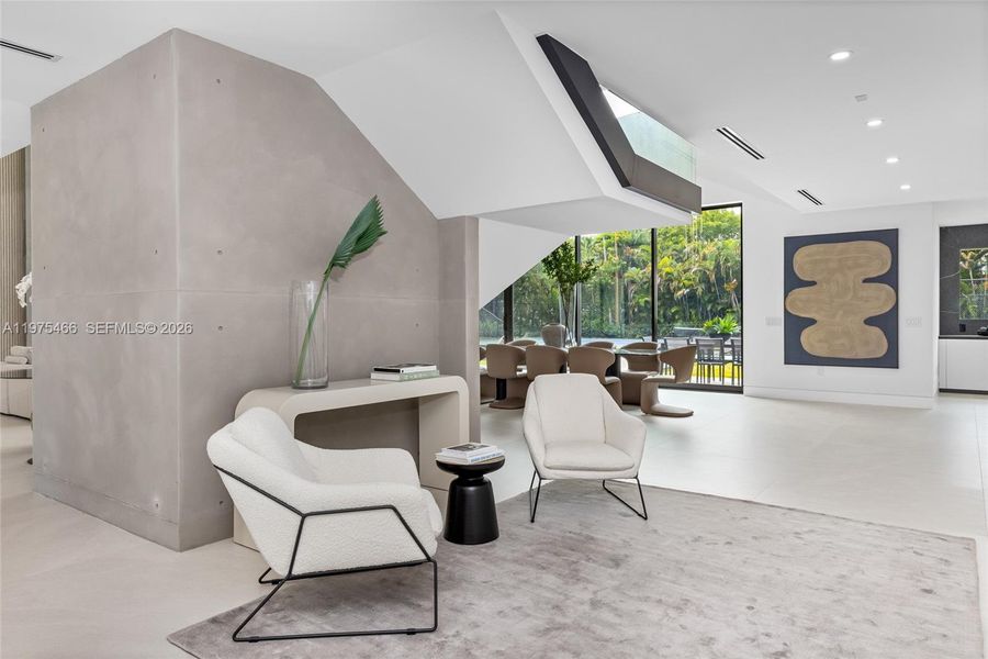 Furnished interior view inside a new home in , Pinecrest (Image 57).