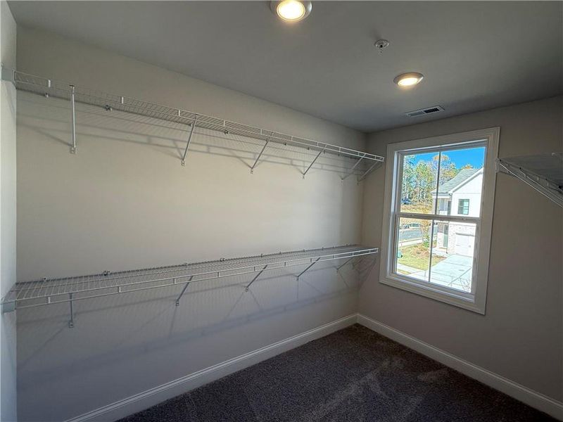 Spacious, unfurnished interior of a new home in , Marietta (Image 15).