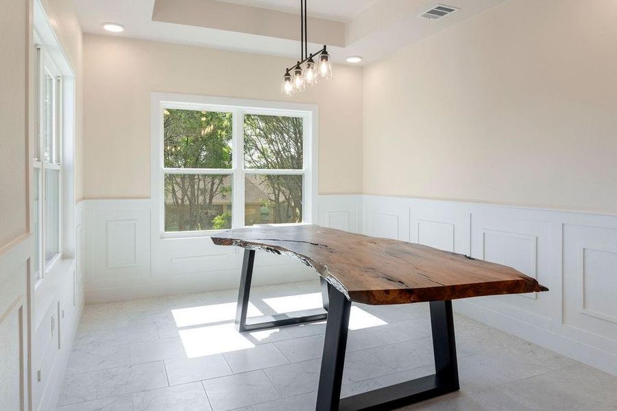 Furnished interior view inside a new home in , Granbury (Image 9).
