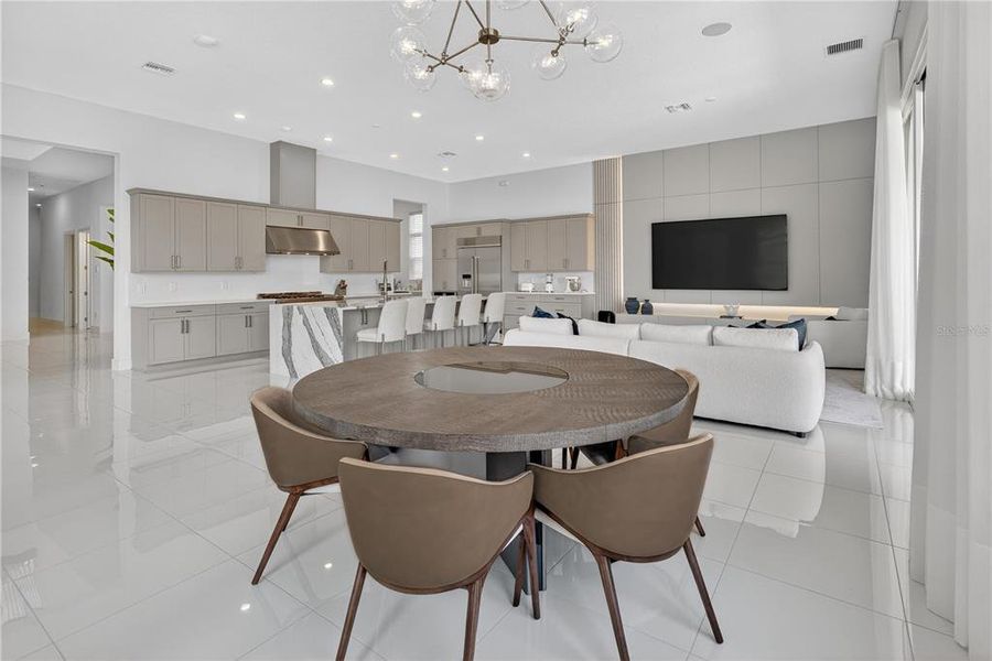 Furnished interior view inside a new home in , Montverde (Image 50).
