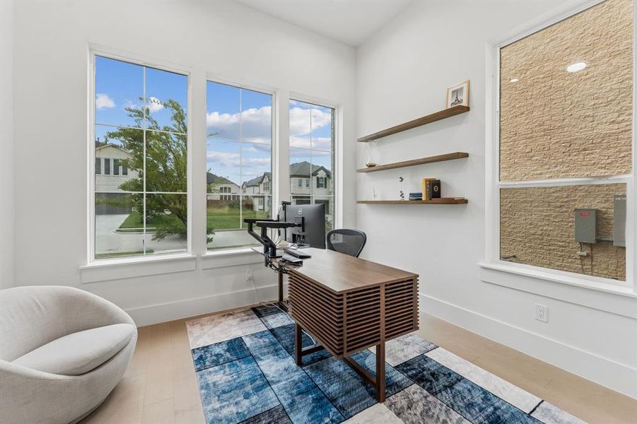 First floor office or bedroom with natural light First floor office or bedroom with natural light