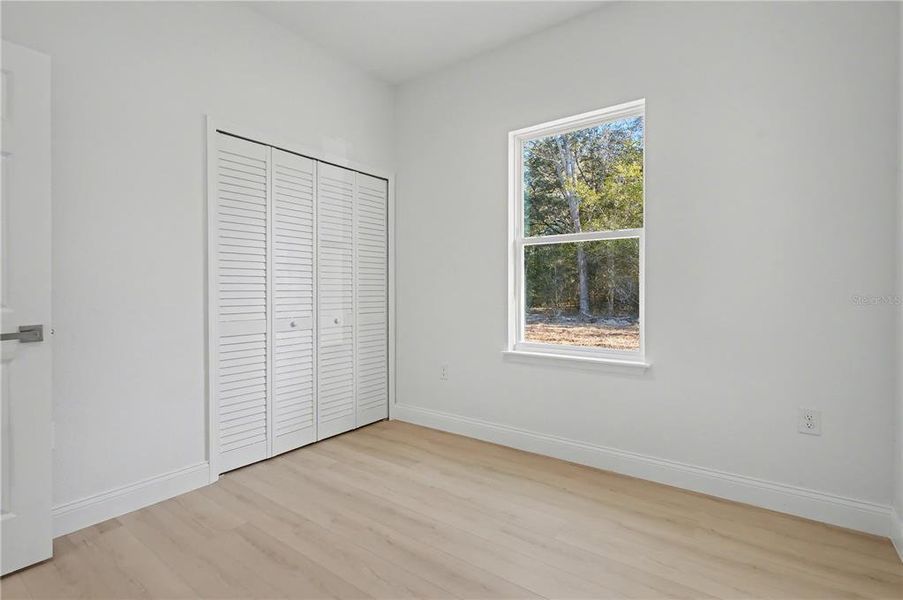 Spacious, unfurnished interior of a new home in , Citrus Springs (Image 28).