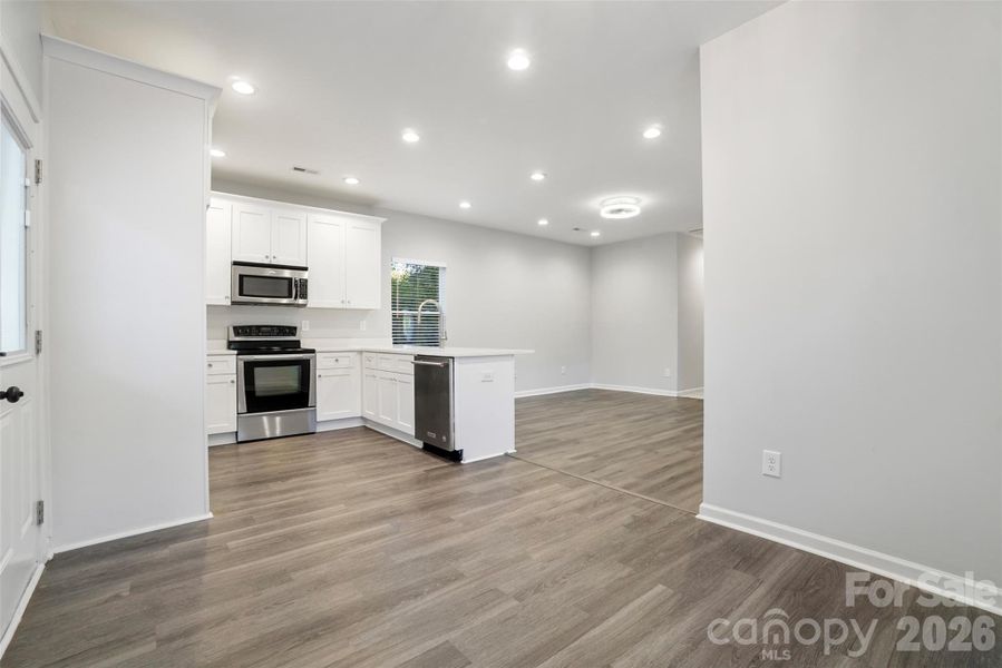 Spacious, unfurnished interior of a new home in , Charlotte (Image 26).