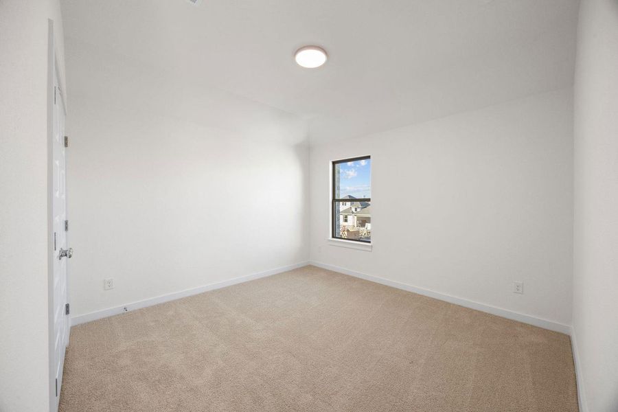 Spacious, unfurnished interior of a new home in Prairie Winds, Hutto (Image 27).