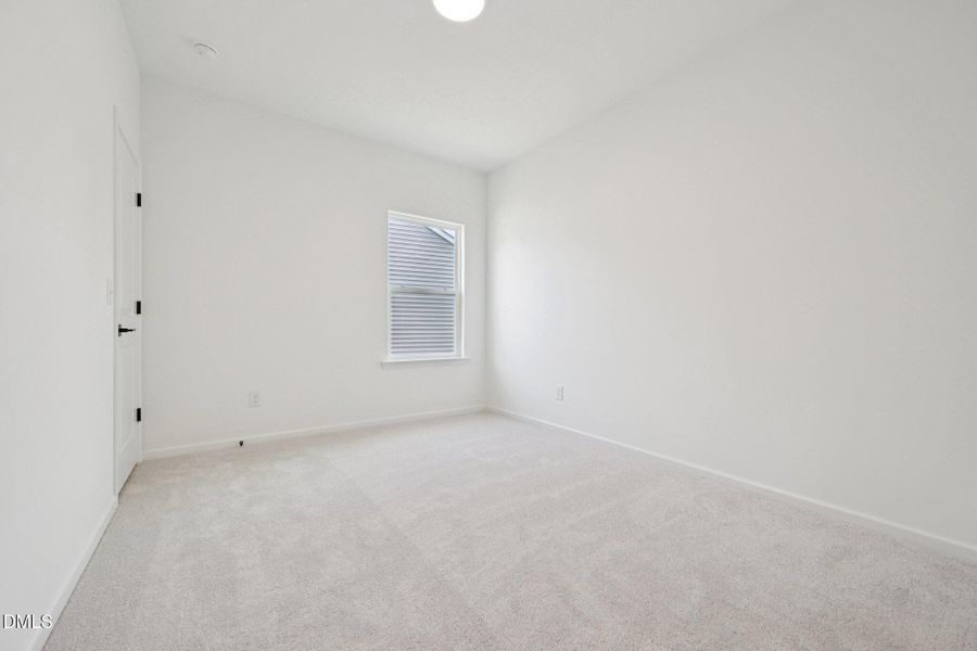 33-web-or-mls-Fetching Pl-S2403-033
