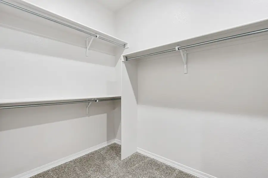Representative unfurnished interior of a home built from the Desert Willow by View Homes in Paseo del Este, El Paso (Image 33).